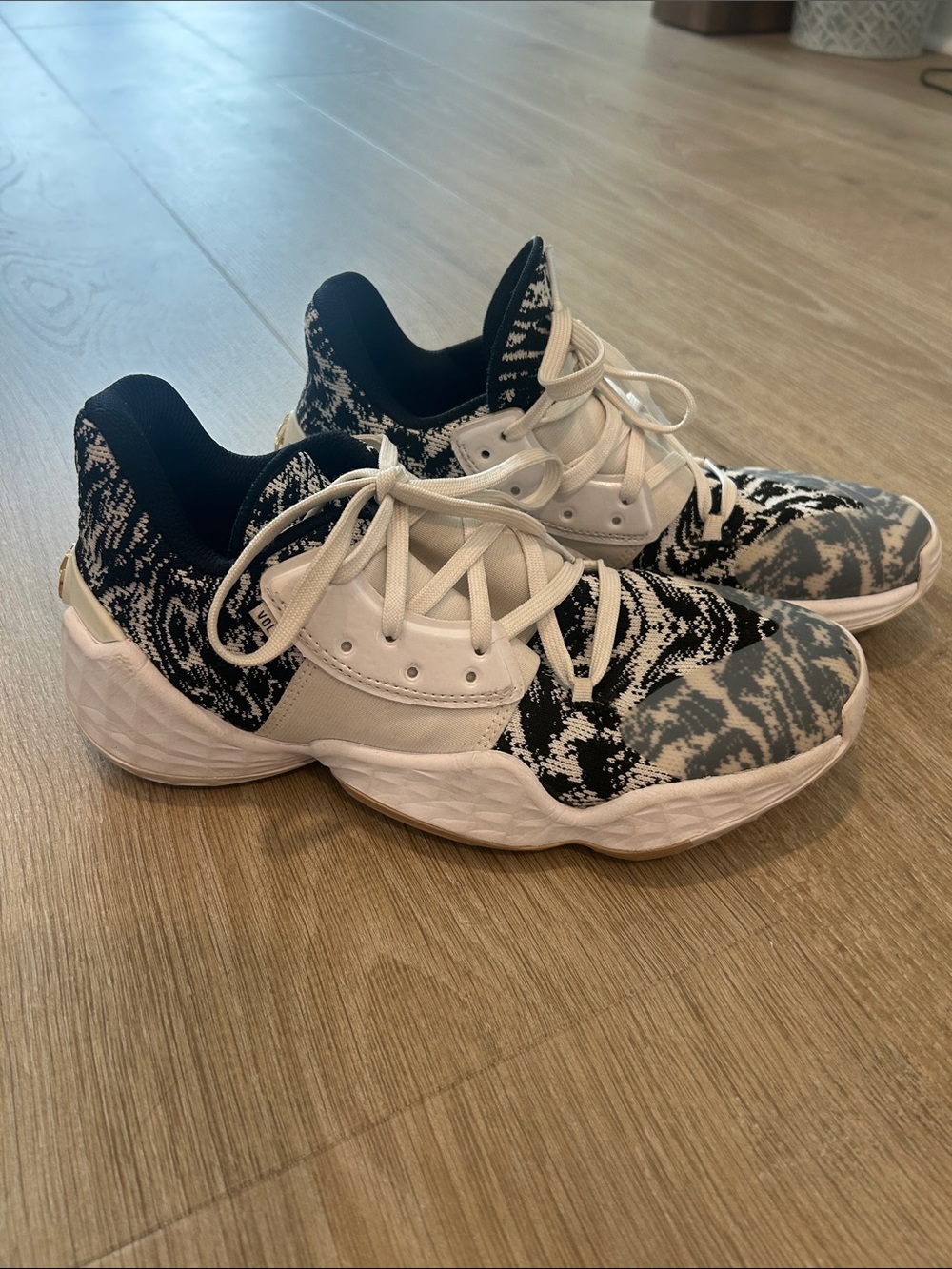 Kids Black & White Harden Vol 4 basketball shoes